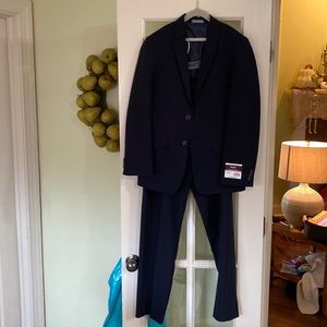 Izod size 16 navy suit.